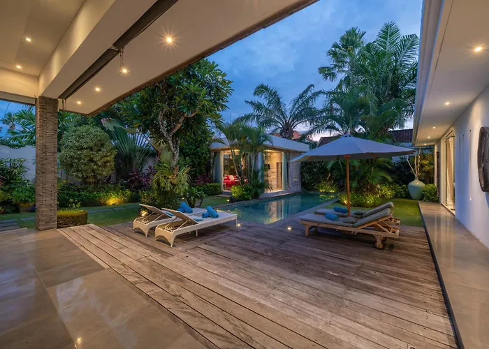 Cempaka Ungu - Tranquil & Chic Pool 4-bedroom In The Heart Of