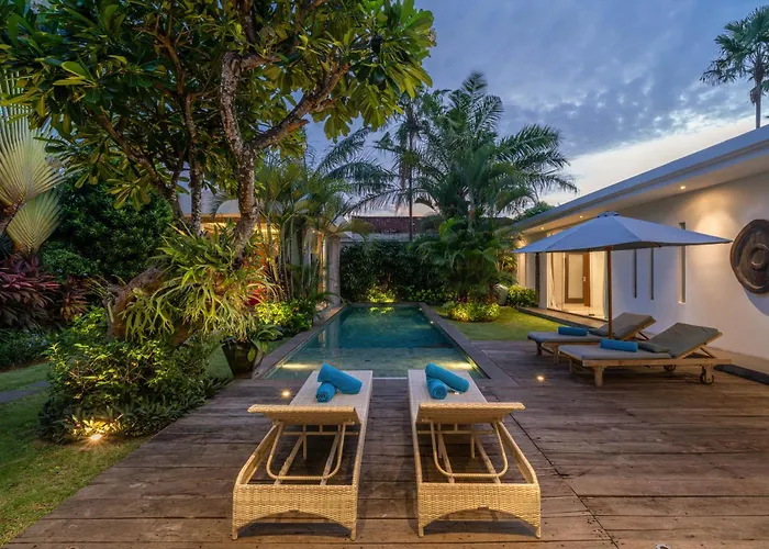 Cempaka Ungu - Tranquil & Chic Pool 4-bedroom In The Heart Of Seminyak
