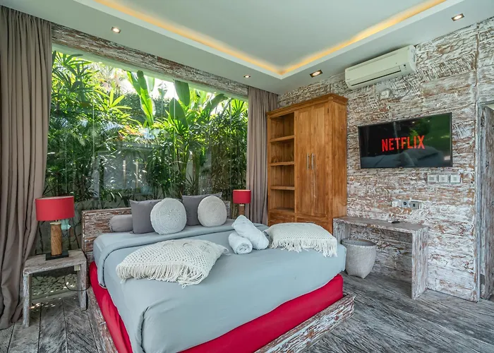 Villa Cempaka Ungu - Tranquil & Chic Pool 4-bedroom In The Heart Of