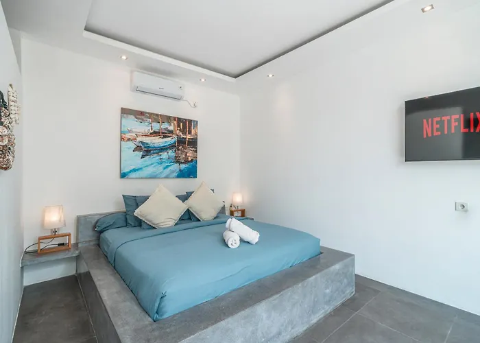 Villa Cempaka Ungu - Tranquil & Chic Pool 4-bedroom In The Heart Of Seminyak