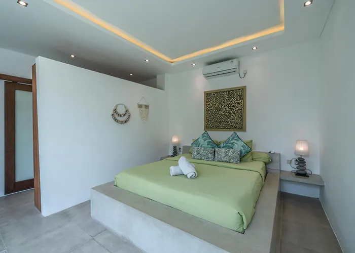 Cempaka Ungu - Tranquil & Chic Pool 4-bedroom In The Heart Of Villa