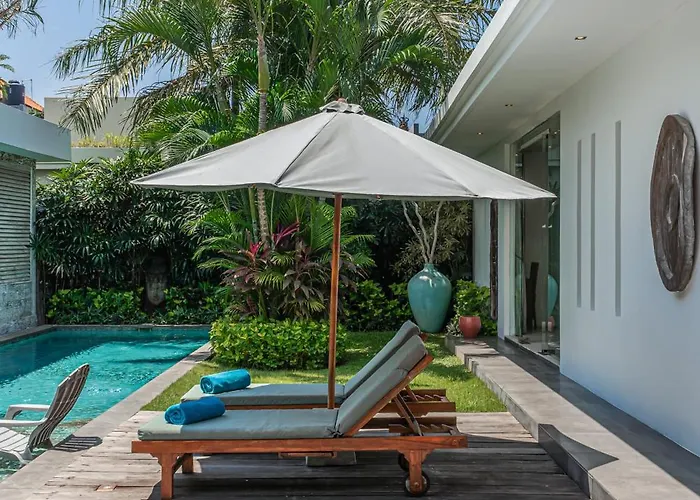 Cempaka Ungu - Tranquil & Chic Pool 4-bedroom In The Heart Of *