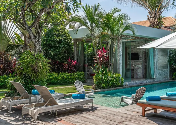 Cempaka Ungu - Tranquil & Chic Pool 4-bedroom In The Heart Of