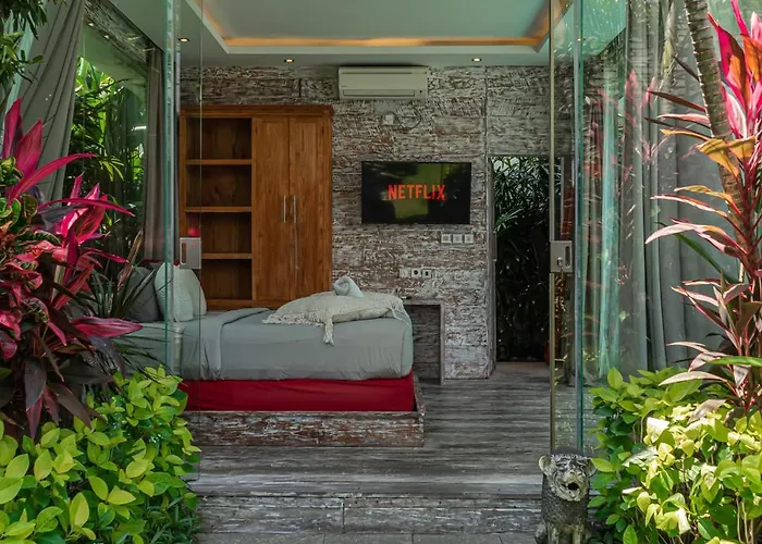 Villa Cempaka Ungu - Tranquil & Chic Pool 4-bedroom In The Heart Of Seminyak