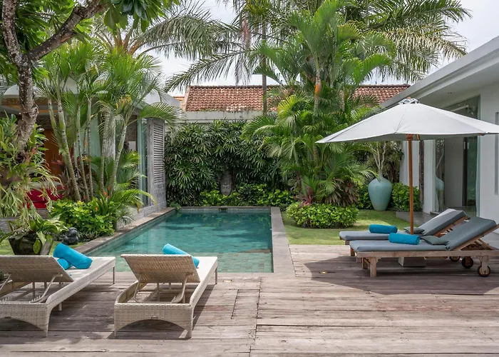 Cempaka Ungu - Tranquil & Chic Pool 4-bedroom In The Heart Of Villa Seminyak