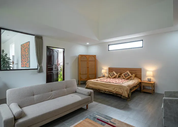 Cempaka Ungu - Tranquil & Chic Pool 4-bedroom In The Heart Of