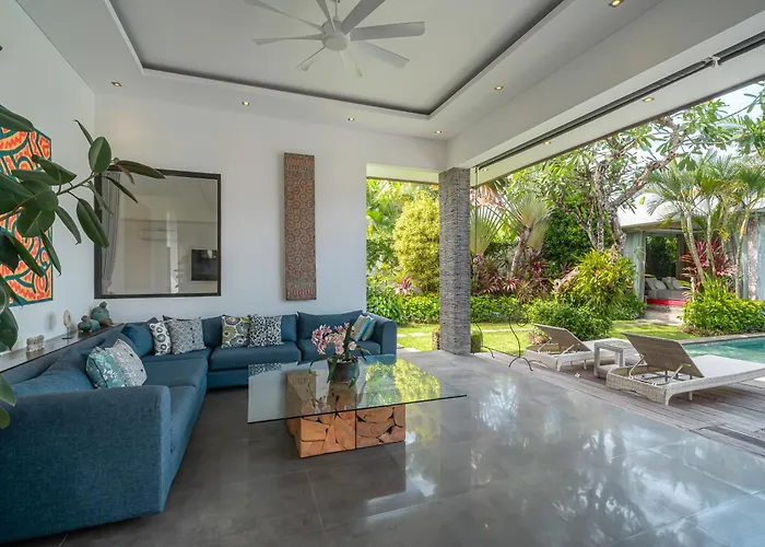 Cempaka Ungu - Tranquil & Chic Pool 4-bedroom In The Heart Of *